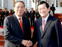 La visite du président Truong Tan Sang au Laos a été courronnée de succès